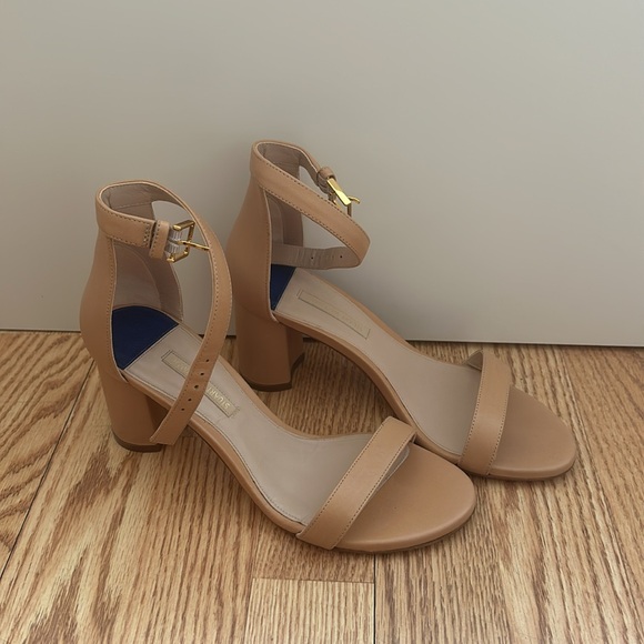 Stuart Weitzmen Nudistcurve Leather Ankle Strap Sandal Heels - Picture 2 of 4